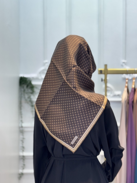 Armine Kahverengi Geometrik Desenli Twil İpek
