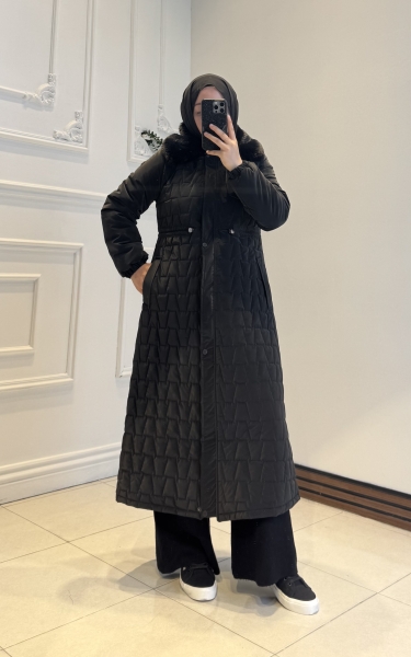 Elva Kapitone Mont/Kaban Siyah