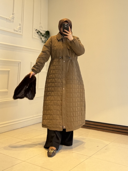 Elva Kapitone Mont Kahve