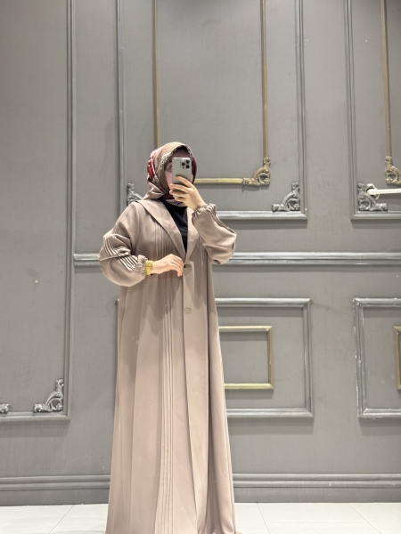 Elvan Abaya Bej