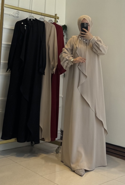 İncili Elbise Bej Renk Desensiz